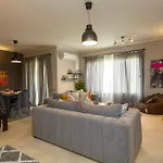 Wide Garden View 2Br New Cairo