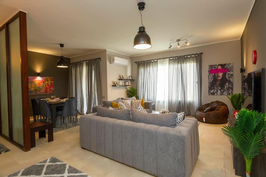Wide Garden View 2br New *