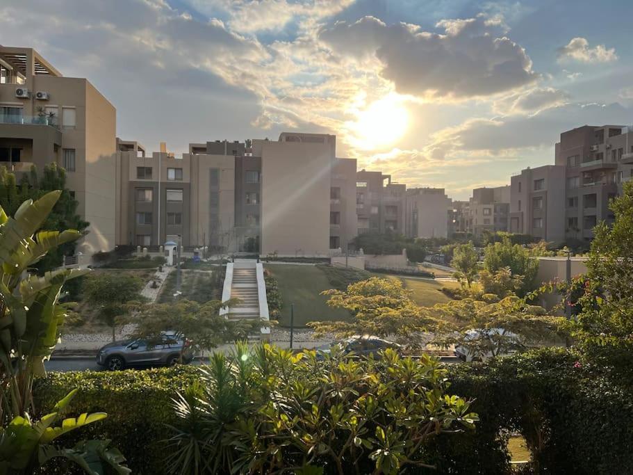 Wide Garden View 2br New * Cairo