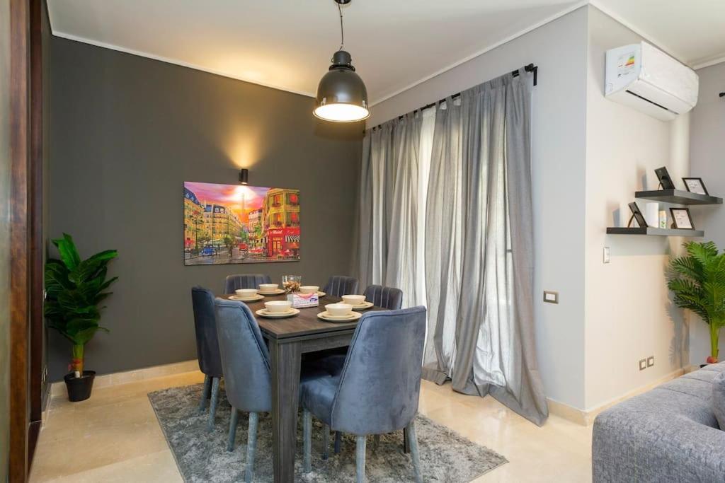 Apartment Wide Garden View 2br New Cairo