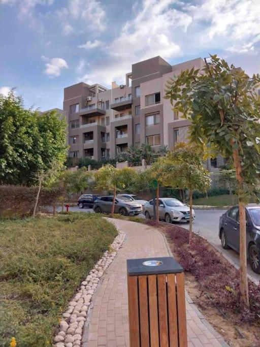 Wide Garden View 2br New *