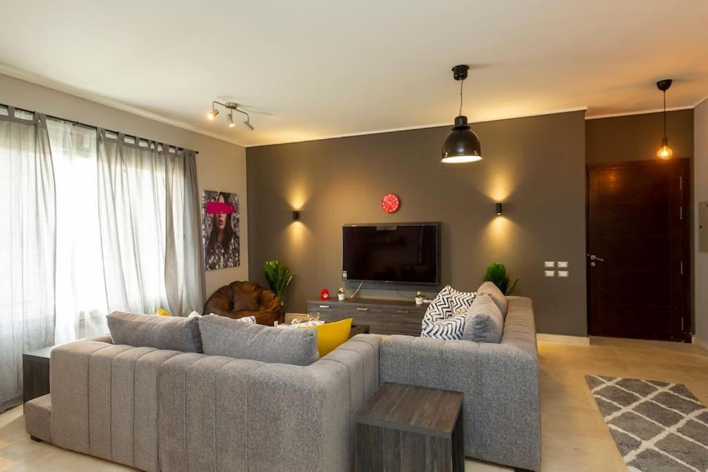 Apartment Wide Garden View 2br New