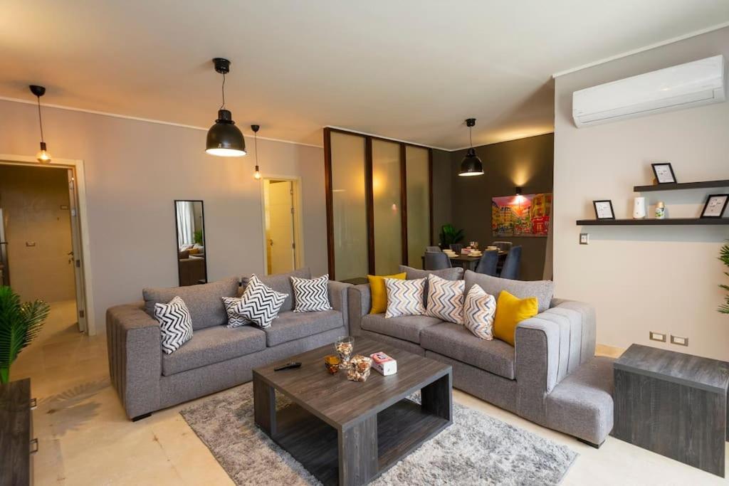 Apartment Wide Garden View 2br New *