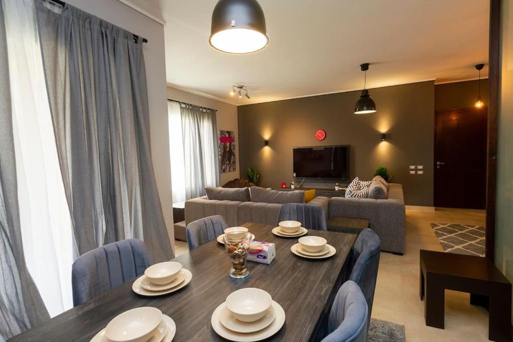 Wide Garden View 2br New * Cairo